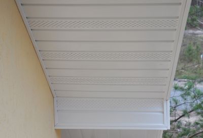 Soffit Damage Repair in Kansas City, KS
